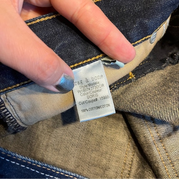 Rag & Bone Cut Off Denim Shorts Size 26 Dark Wash Blue Distressed Cotton - Picture 4 of 8